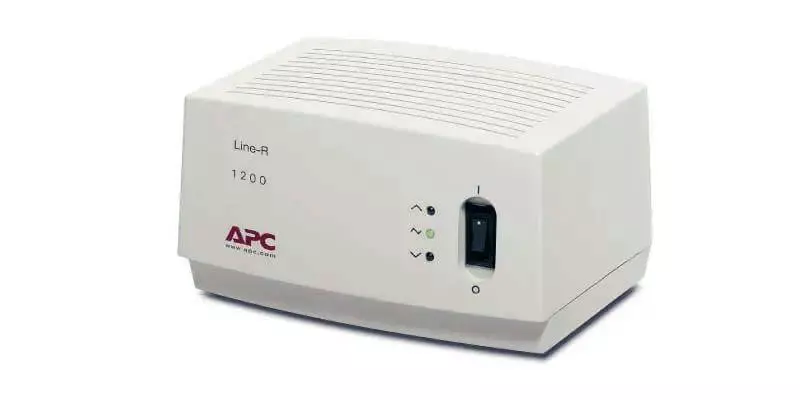 Regulador de voltaje automático (AVR)