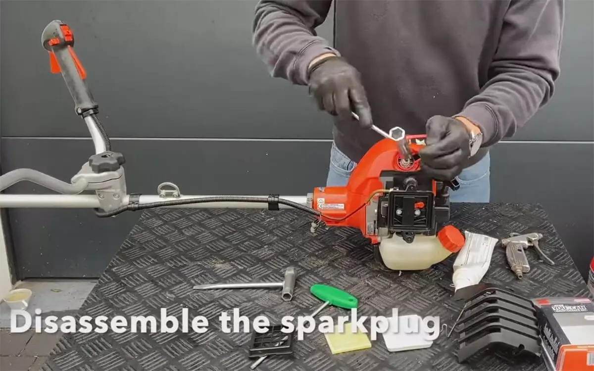 Разобрать-sparkplug.jpg
