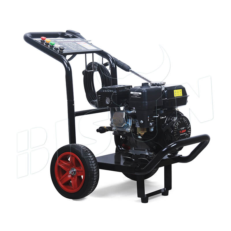 2600 psi gas cold water pressure washer