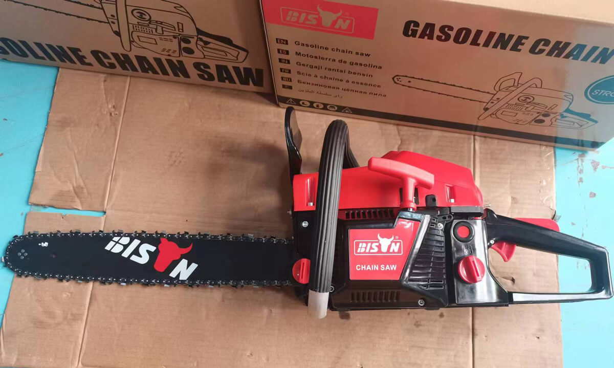 BISON-chainsaw.jpg
